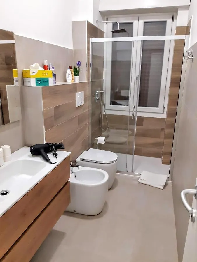 Suite Rent Milan 2 0*,