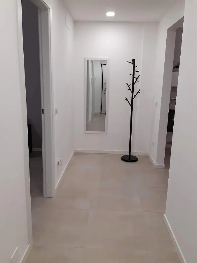 Suite Rent Milan 2 0*,