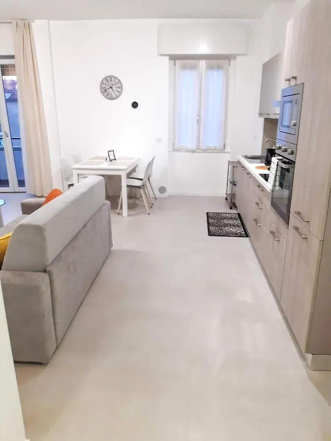 Apartment Suite Rent Milan 2