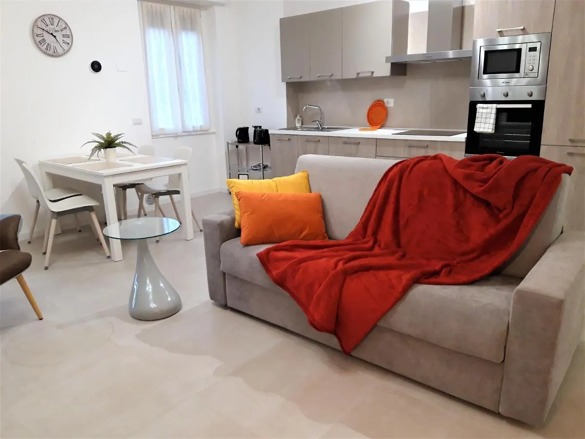 Suite Rent Milan 2 0*,  Italy